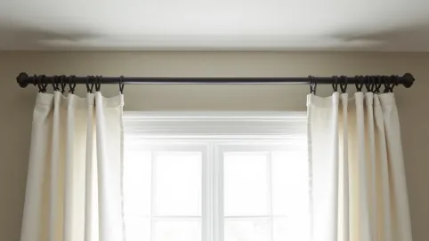 Na jakiej wysokości karnisz od sufitu